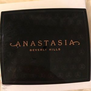 New Anastasia Beverly Hills Powder Bronzer Saddle